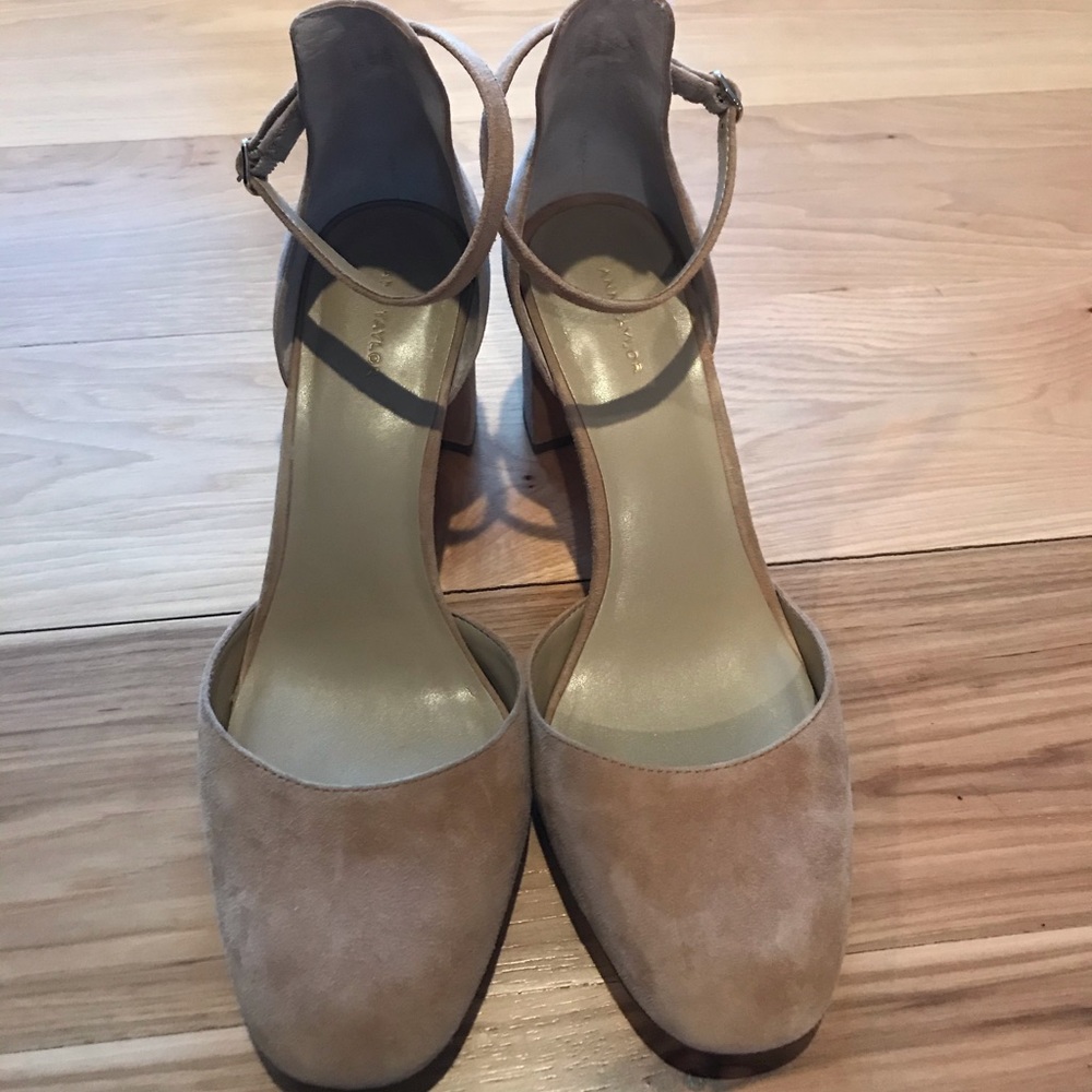 Anne Taylor suede heels